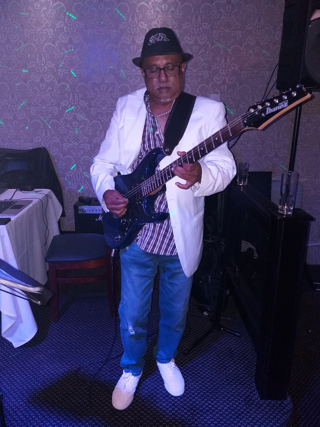 Jeff performing live guitar alongside Entertainworx event production